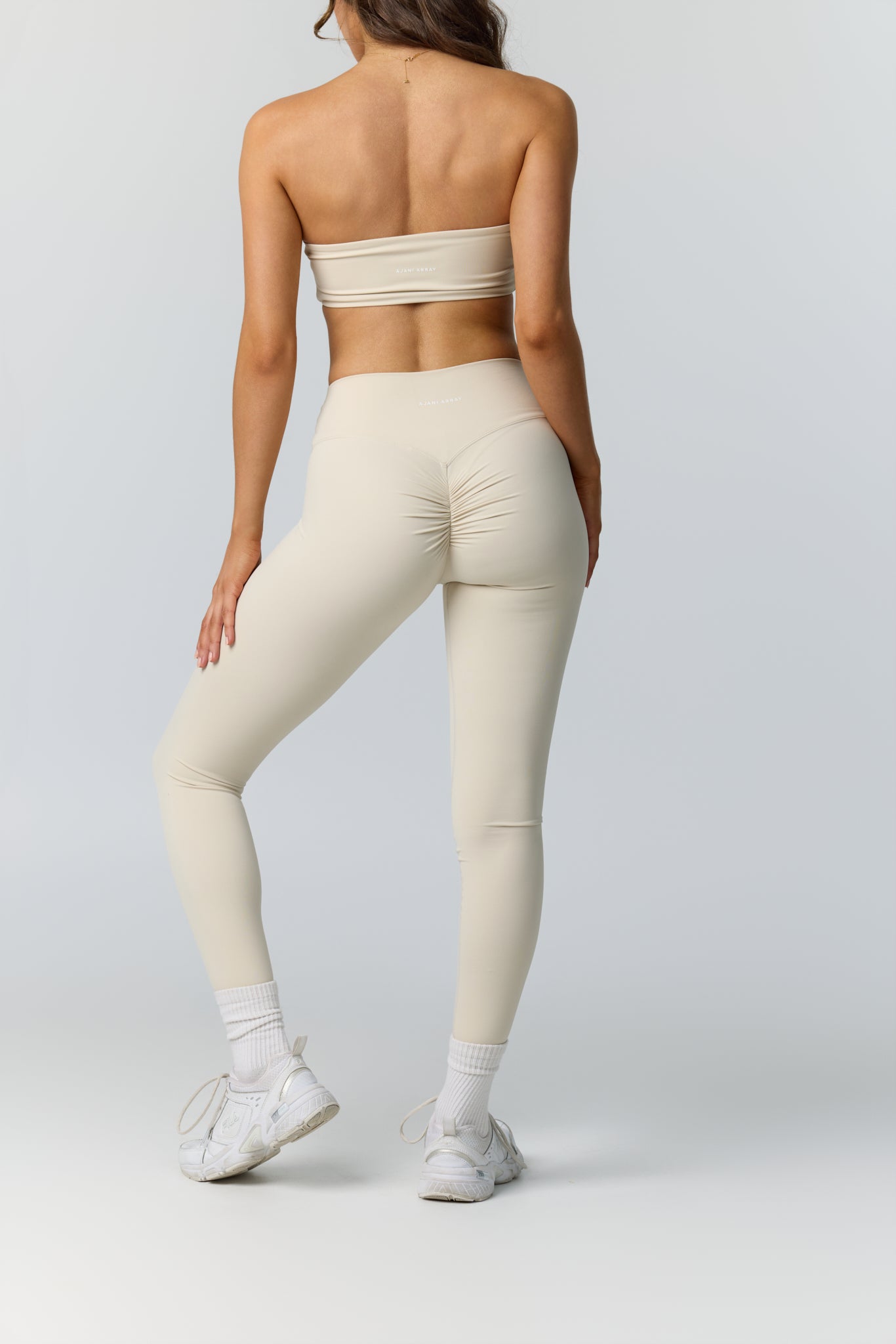 ORA SCRUNCH LEGGINGS