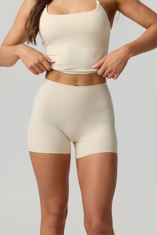 SYREN SCRUNCH SHORTS