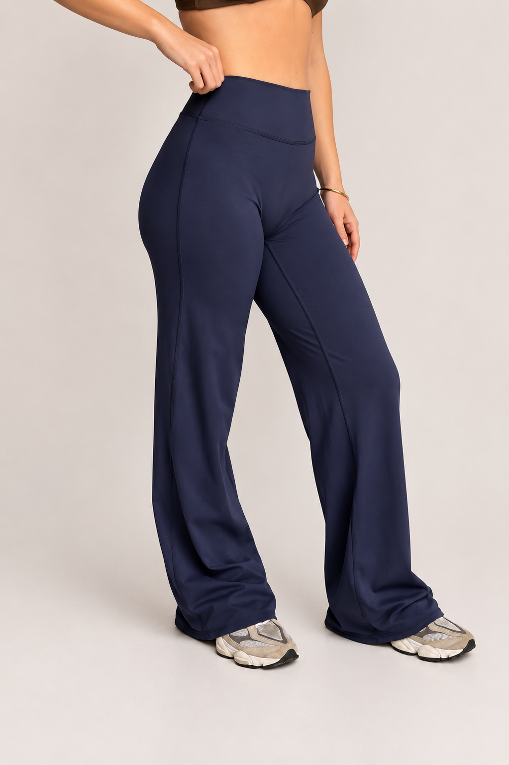 ESSENTIAL SCULPT WIDE LEG LEGGINGS