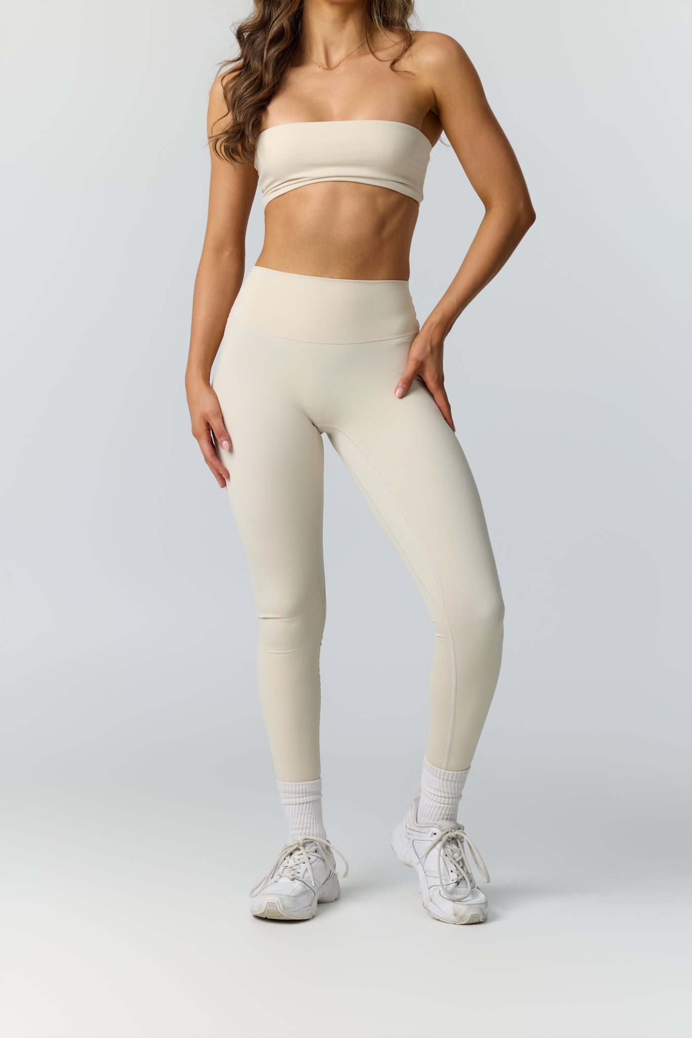 ORA SCRUNCH LEGGINGS