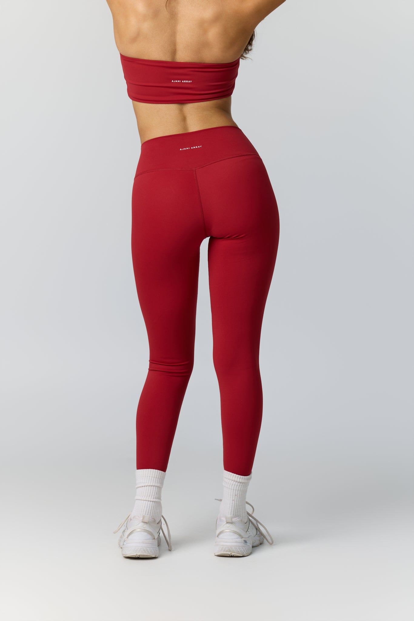 ESSENTIAL SCULPT LEGGINGS